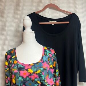 The Pioneer Woman Black and Multicolor Floral Blouse set of 2- 3/4 sleeve tops